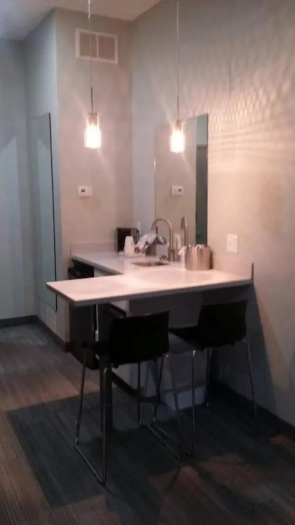 Garland Hotel 6